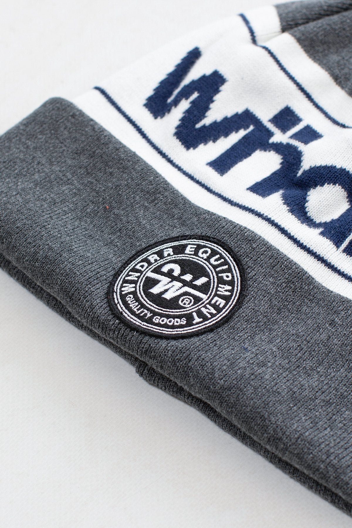 WNDRR CLUSTER POM POM BEANIE Charcoal/white/navy