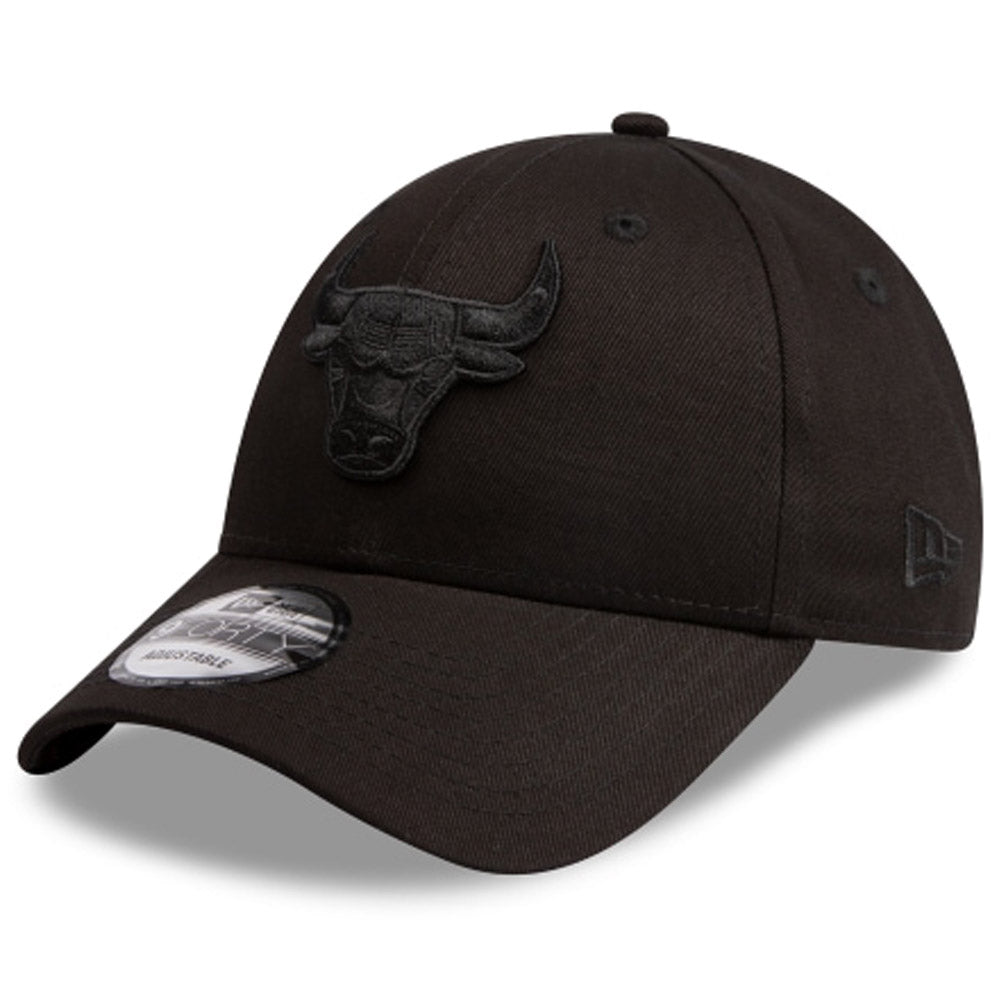 New Era Bulls Black 9FORTY Cloth Strap