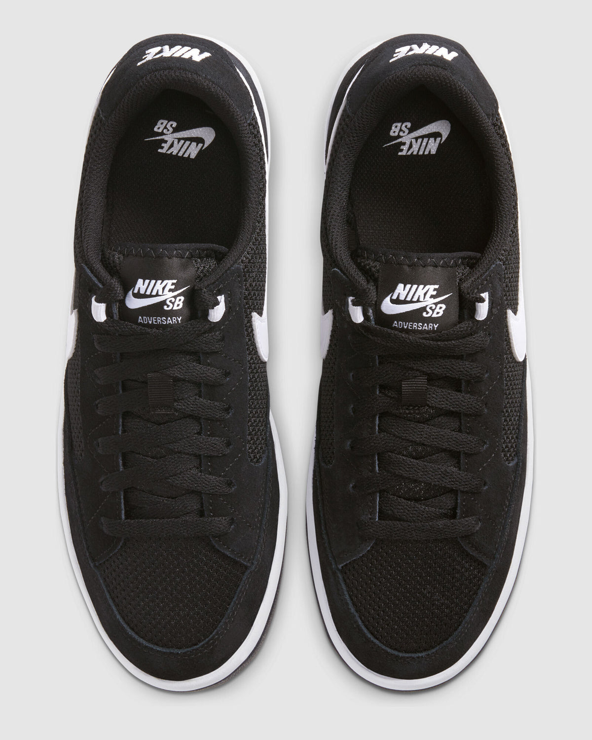 Nike SB Adversary