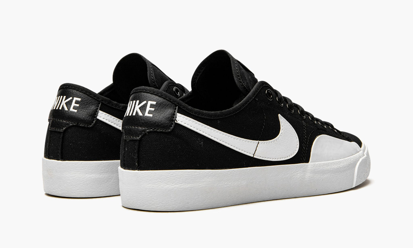 Nike SB Blazer Court