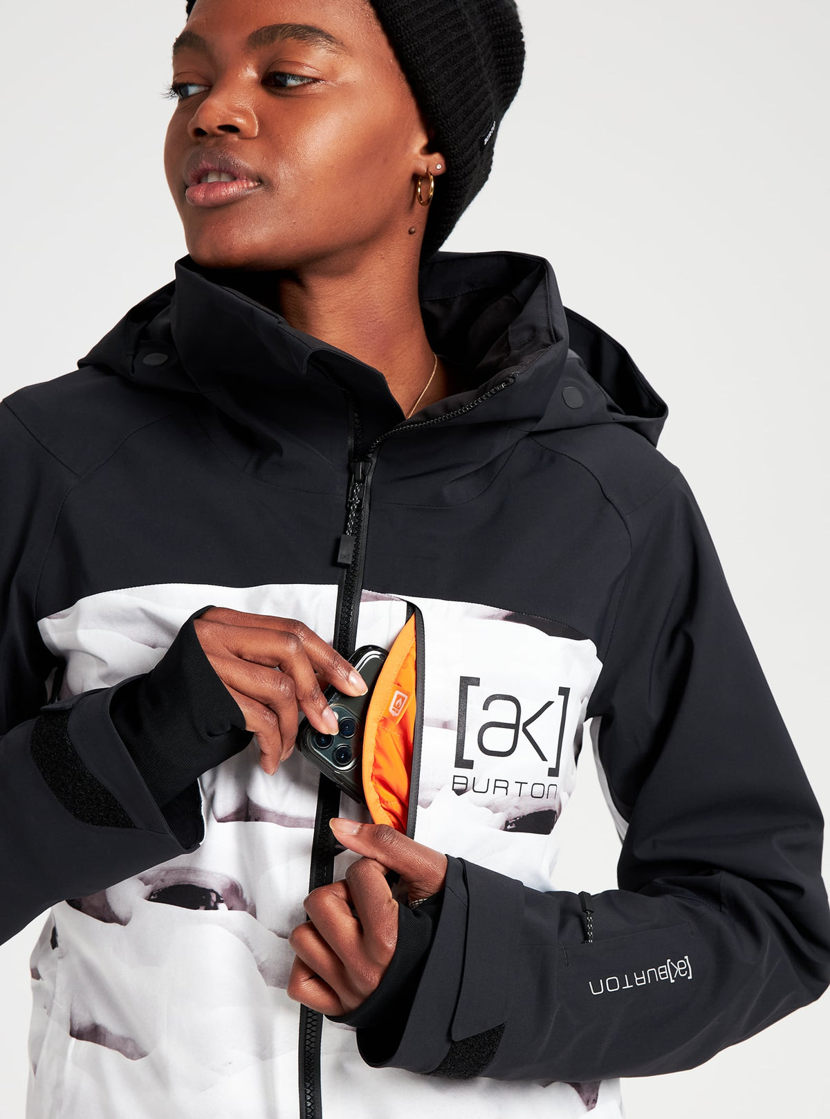 Burton [ak] GORE-TEX 2L Embark Jacket 2022 True black / powder pillows