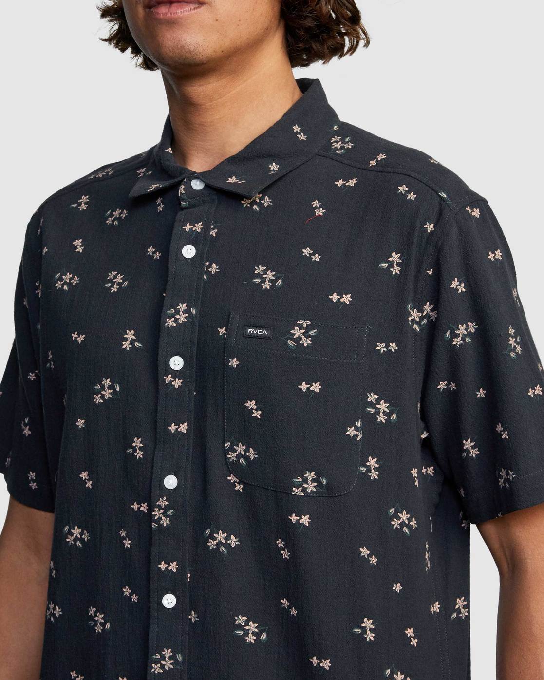 Rvca FALLING SAKURA SHORT SLEEVE SHIRT Black