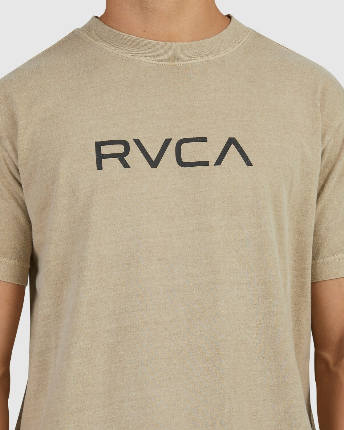 Big RVCA Washed SS Tee Mushroom