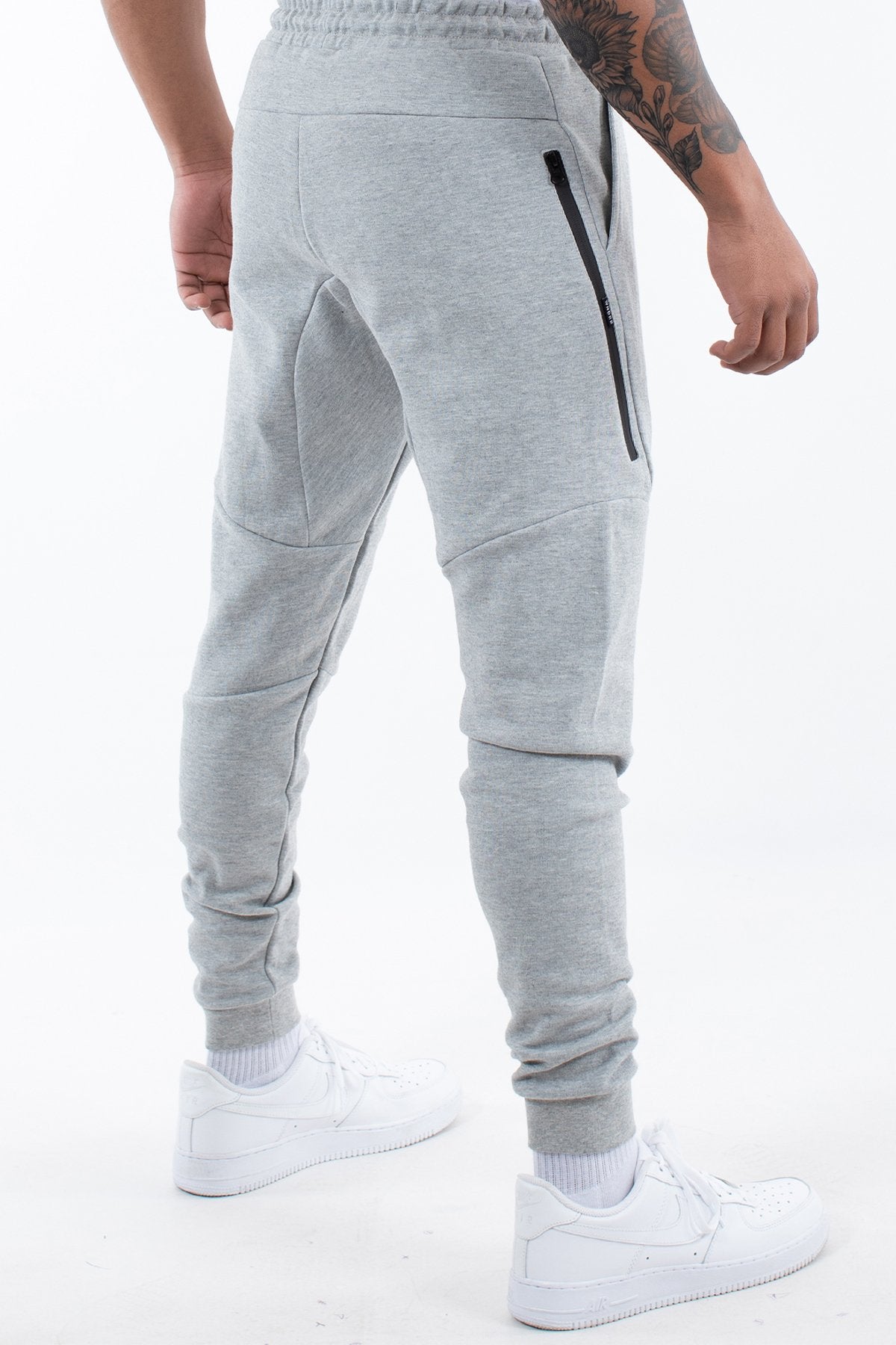 WNDRR HOXTON V2 TECH TRACKPANT Grey marle